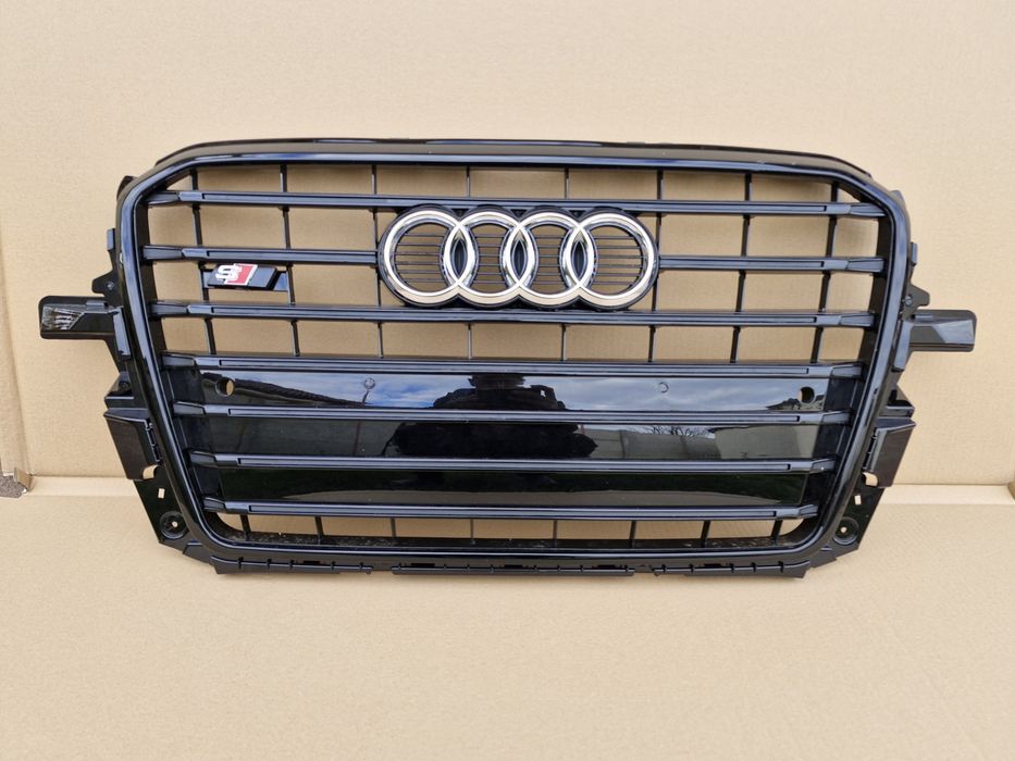 Grila centrala Audi Q5 S-line Facelift 2012-2016