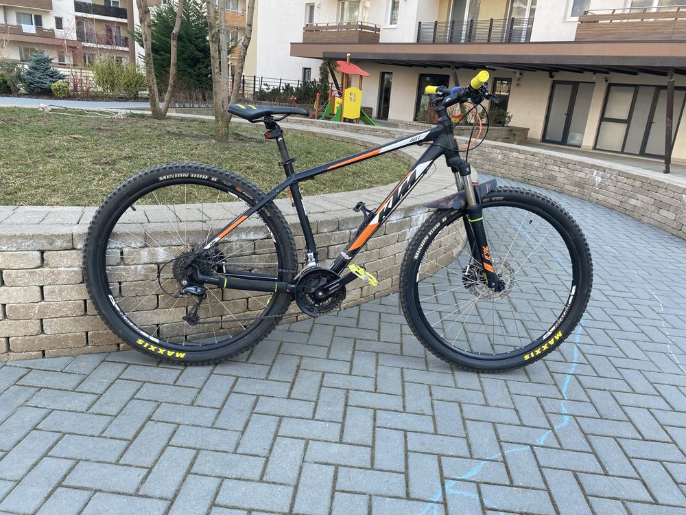 Bicicleta MTB KTM 29”, frâne shimano XT 4 pistoane