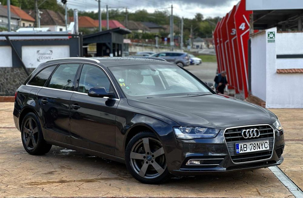 Audi A4 B8.5 Facelift 2.0TDI An 2014-241.000 KM