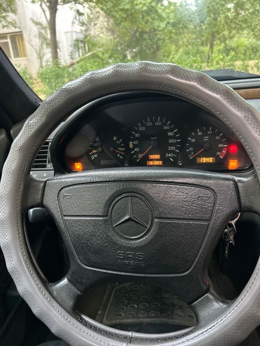 Mercedes w202, C180