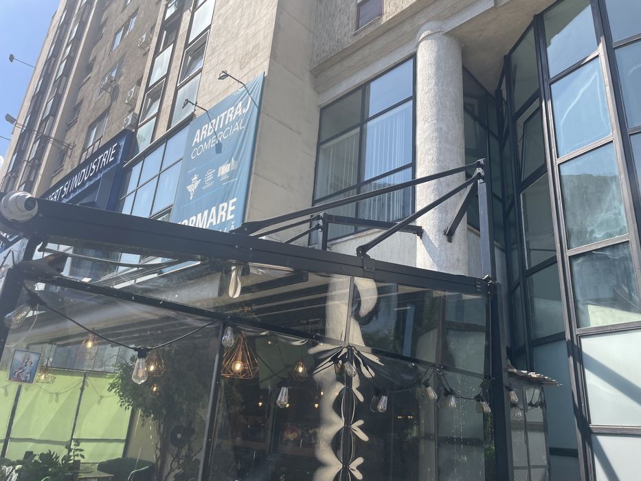 Pergola retractabila electrica