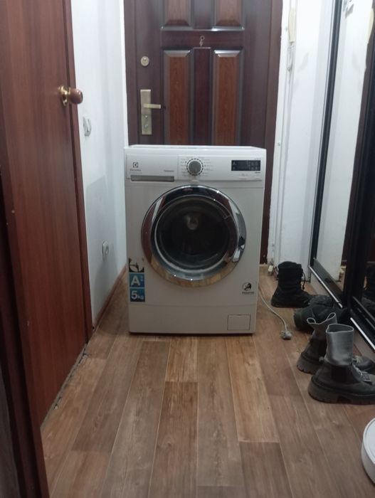Продам стиральную машину