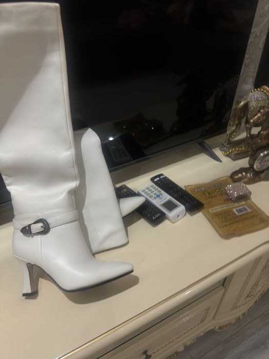 Сапоги белые демис