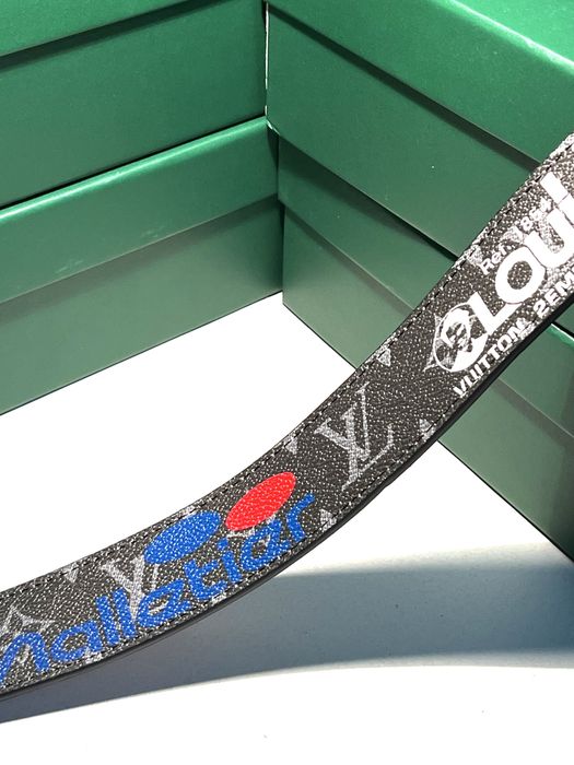 Louise Vuitton Curea