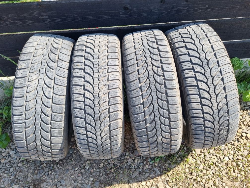 Vand 4x Cauciucuri iarna M+S 185 60 R15 88T Bridgestone Blizzak