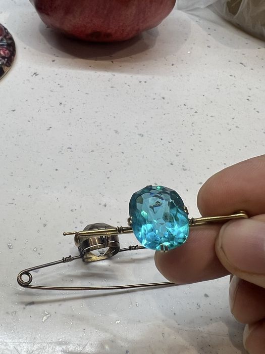 Броши редкие . Золото . Более сто лет