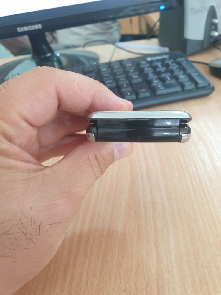 Продается Motorola V13 CDMA Perfectum