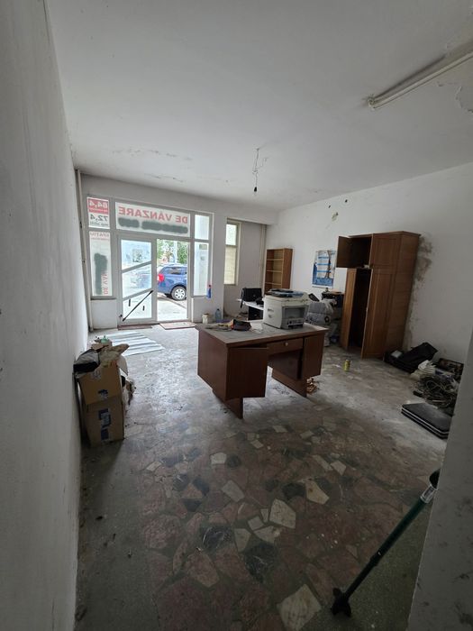 Agenție  Vanzare Exclusiva spațiu central Bacău Gară nr 60