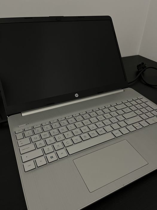 Laptop HP, încă în garanție
