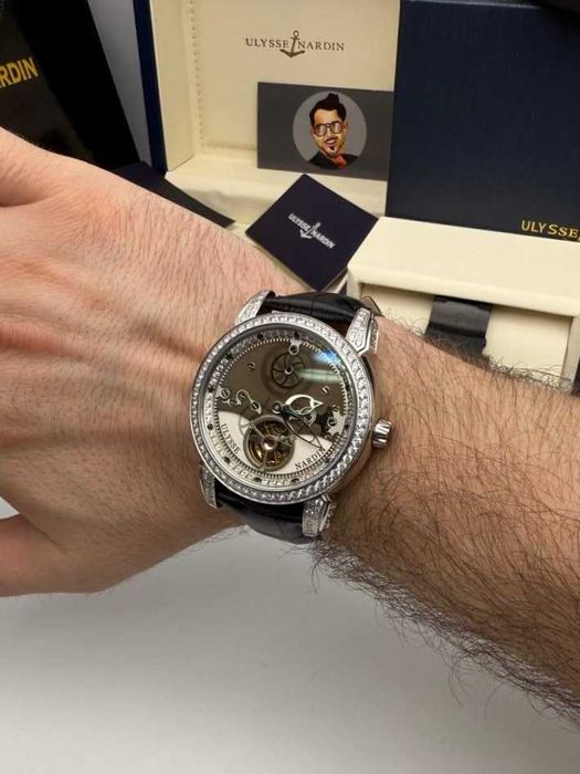 Ulysse Nardin кожата / сребро / диамант