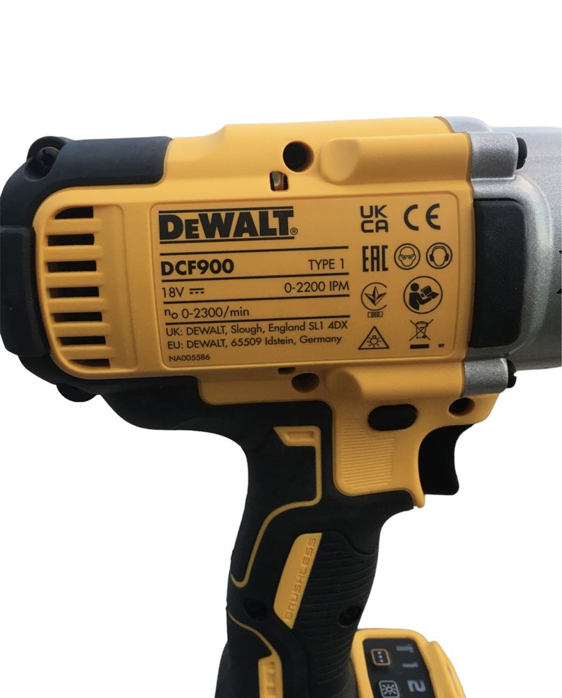 Гайковерт DeWALT DCF900N 18V 1898 Nm