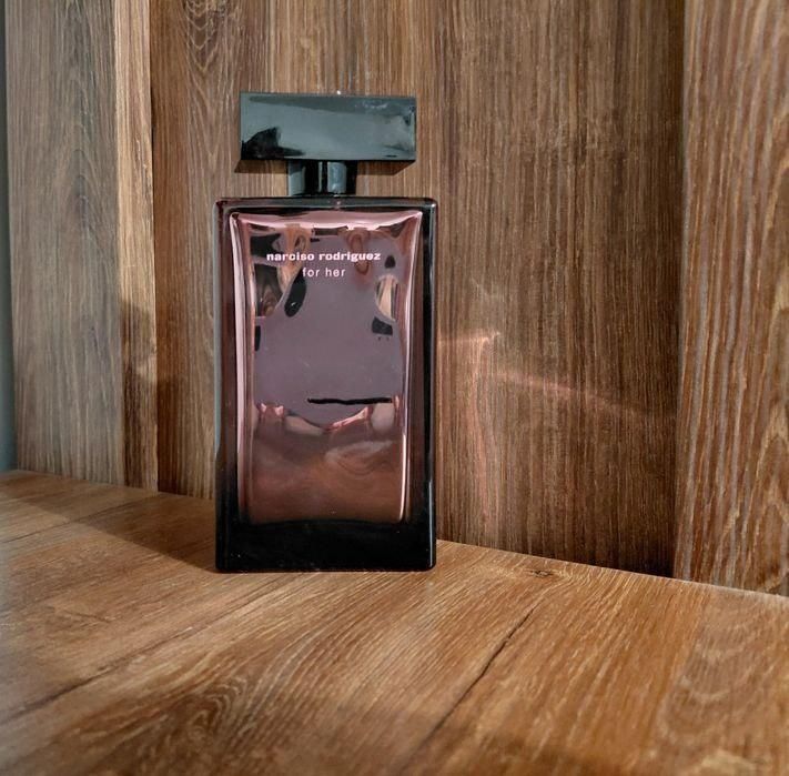 Narciso rodriguez for her musc intense,  Chloe intense,  Chanel ...