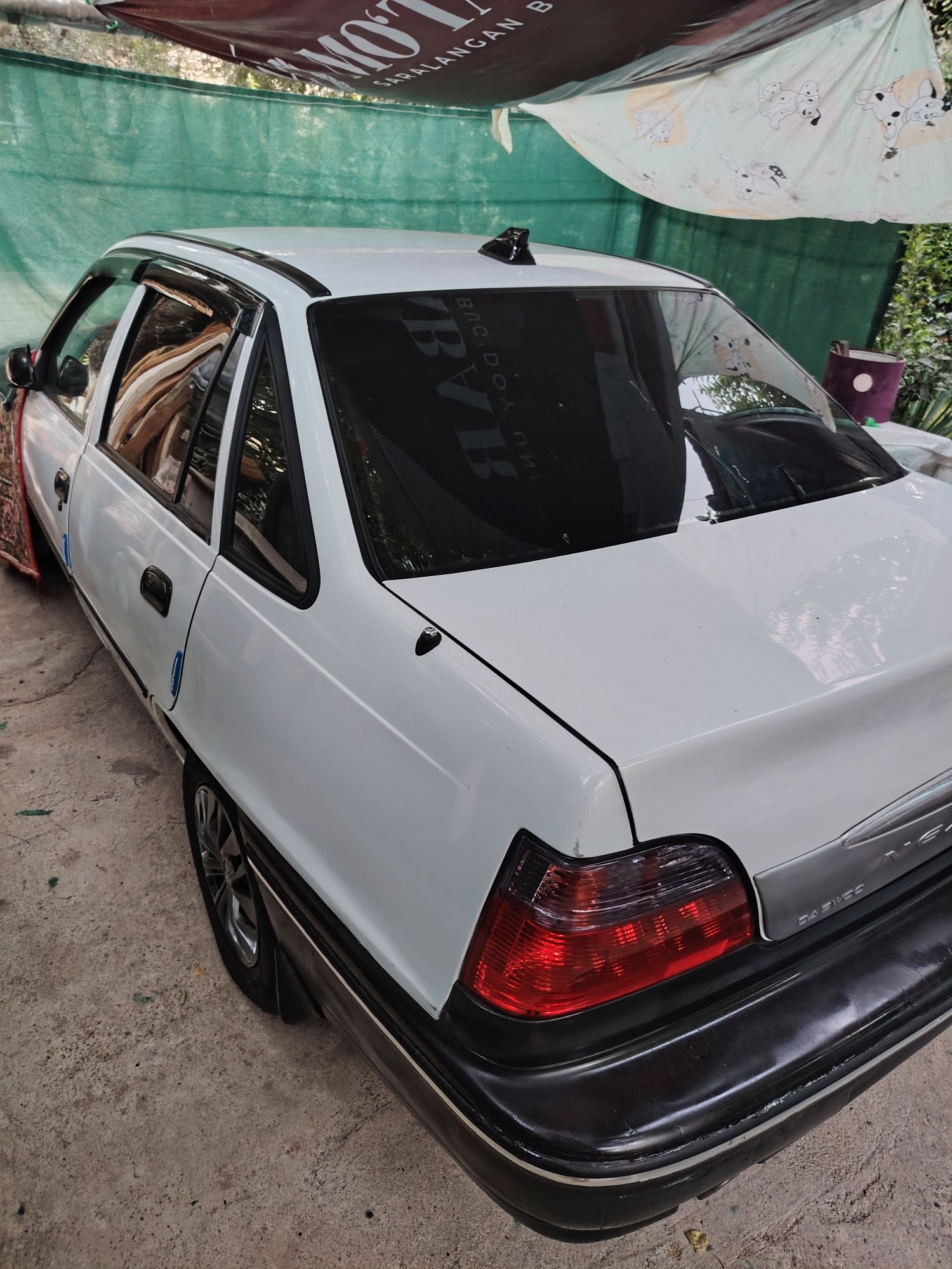 Продам машину нексия 1. 2001