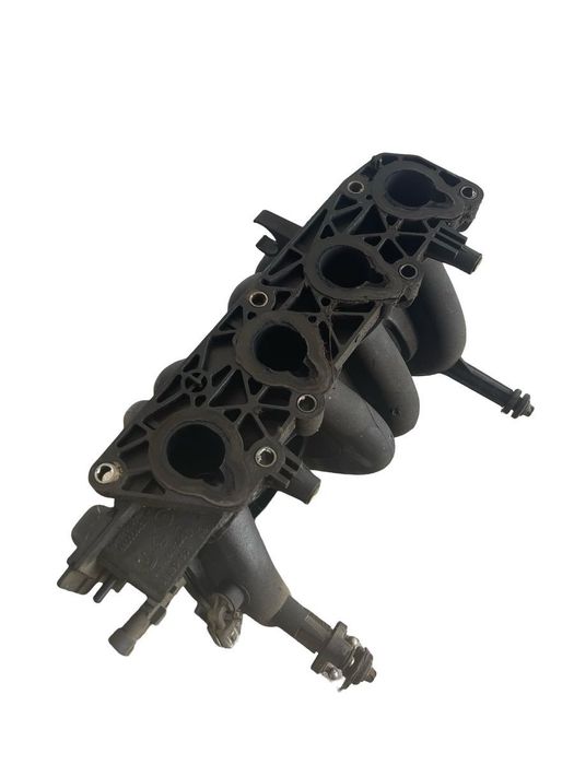 Galerie de admisie RENAULT CLIO 1 2001 1.4i 8200084515