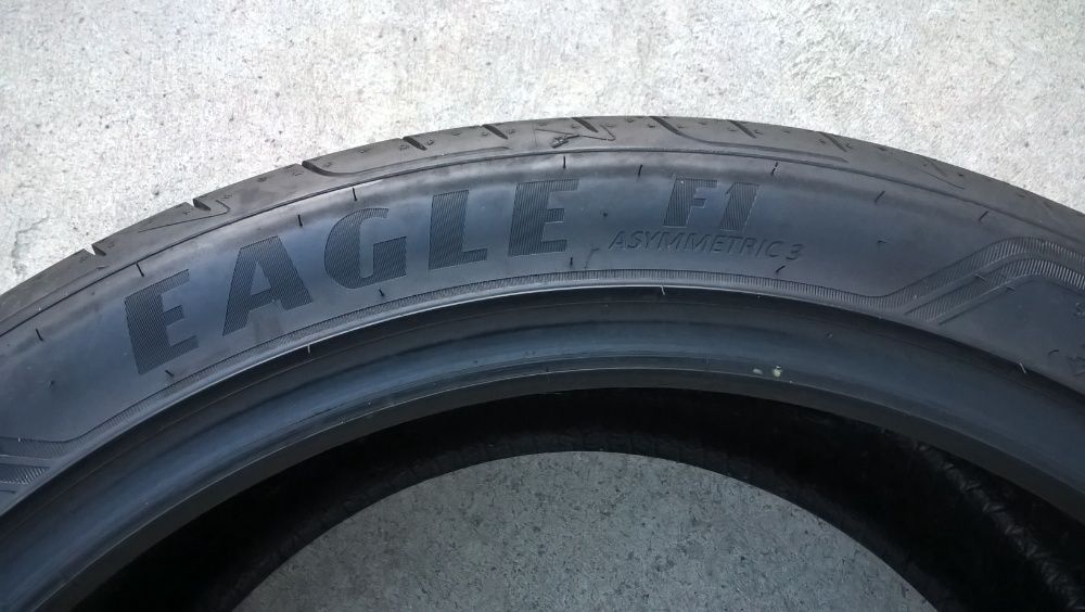 O anvelopa de vara 275 40 21 goodyear F1 asymmetric 3 profil 7 mm