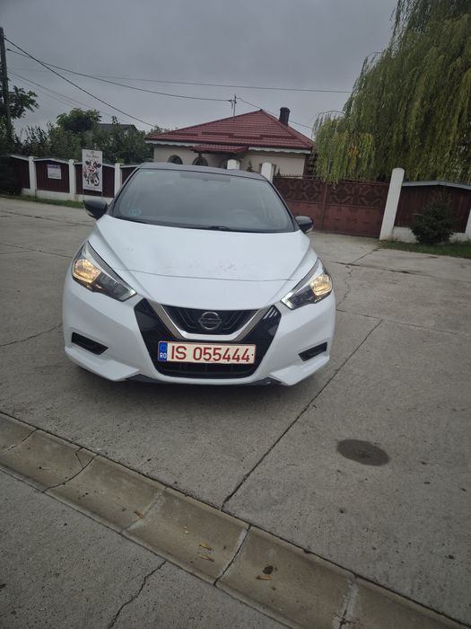 Vând nissan micra