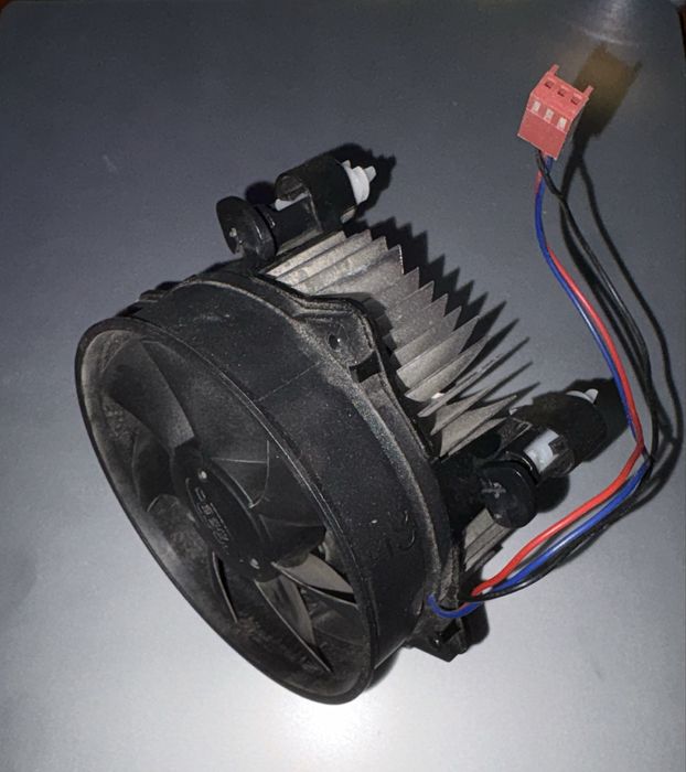 Процессор i3-9100f + кулер