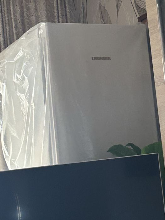 Vând Combina Frigorifica Liebherr