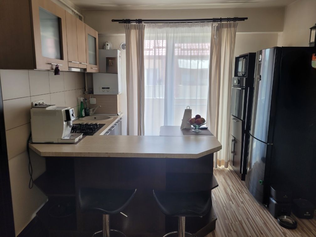Apartament 4 camere pe 2 nivele