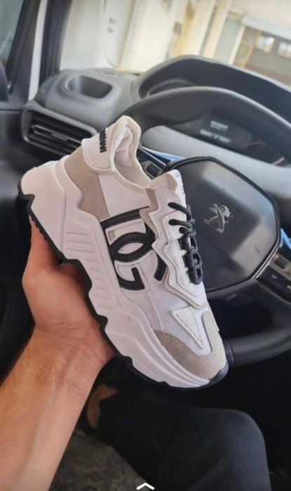 Стилни дамски обувки Guess, Dior, Dolce & Gabbana, Burberry