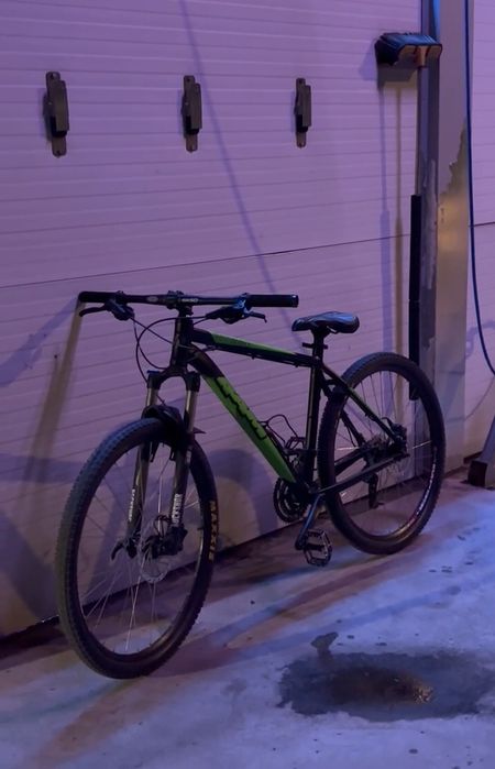 Vând bicicleta  custom