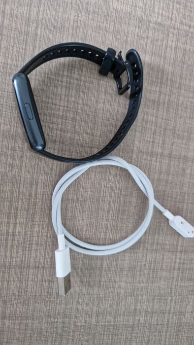 Brățară smart Huawei Band 7