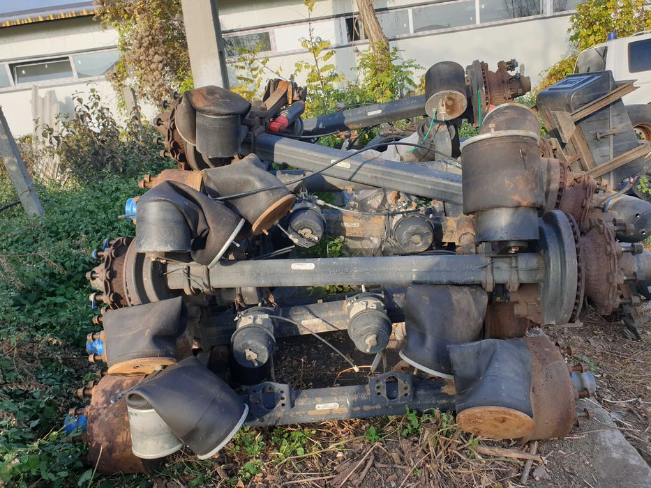 semiremorca SCHMITZ cu prelata cu axe/punti SCHMITZ dezmembrari