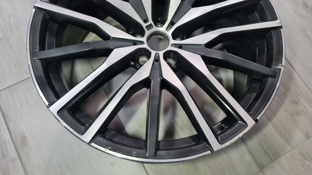 1buc janta fata 22 BMW x5 g05 x6 g06 M 742m