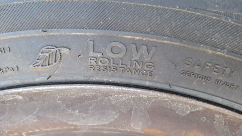Cauciucuri Iarna Nokian 215/65 R16 pe jante otel Mitsubishi ASX