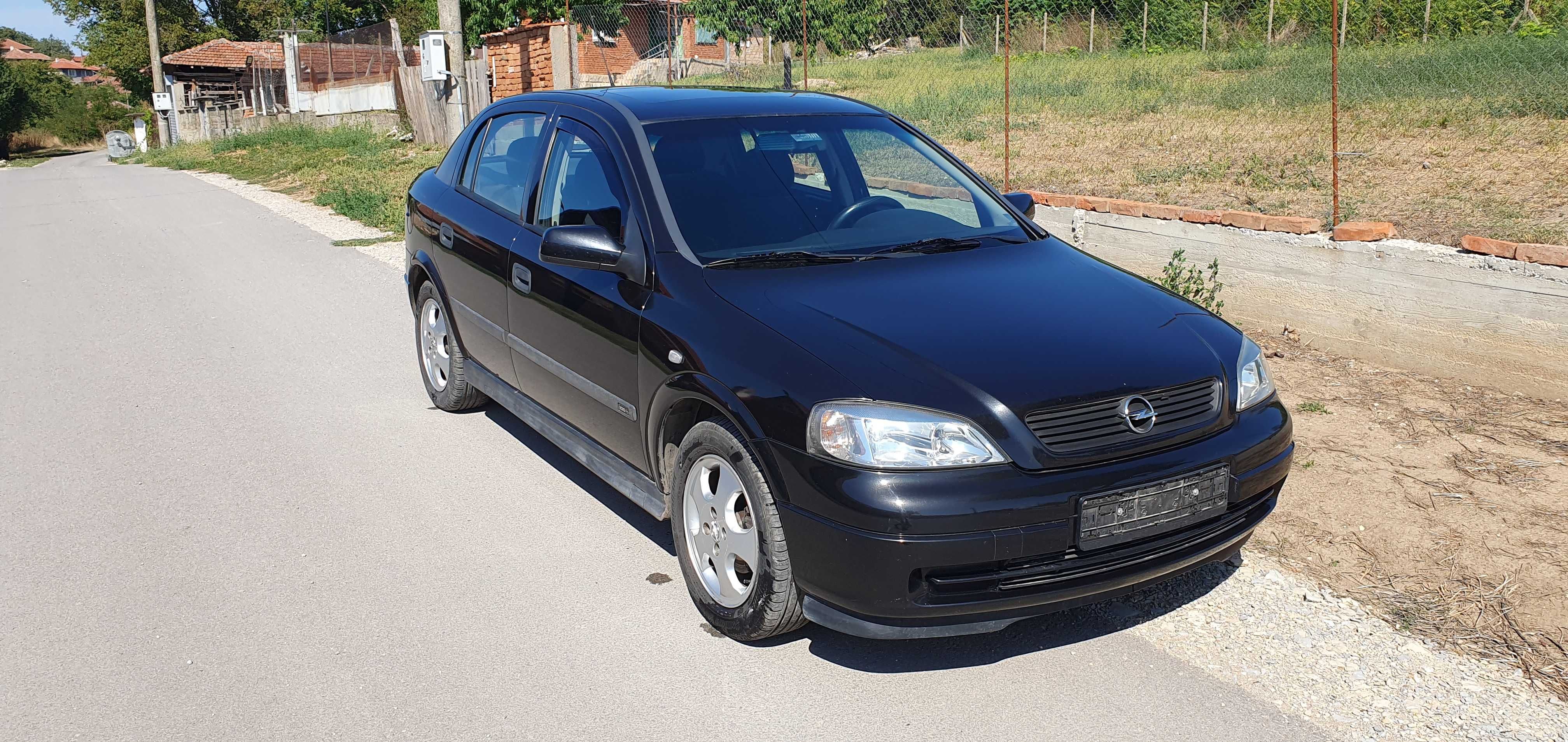 Opel Astra G на части