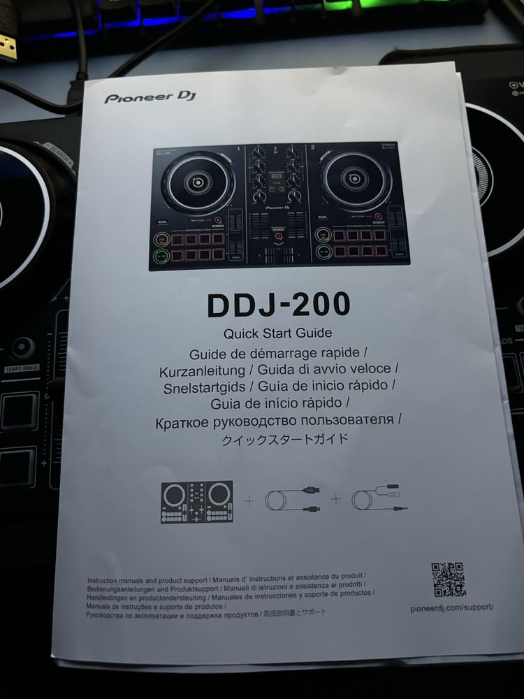 Продавам DDJ-200