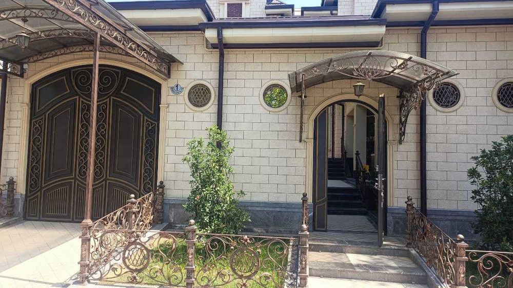 Срочно Продаётся Cоток: 3.4  Ориентир: мона ресторан Италиа  посолсва