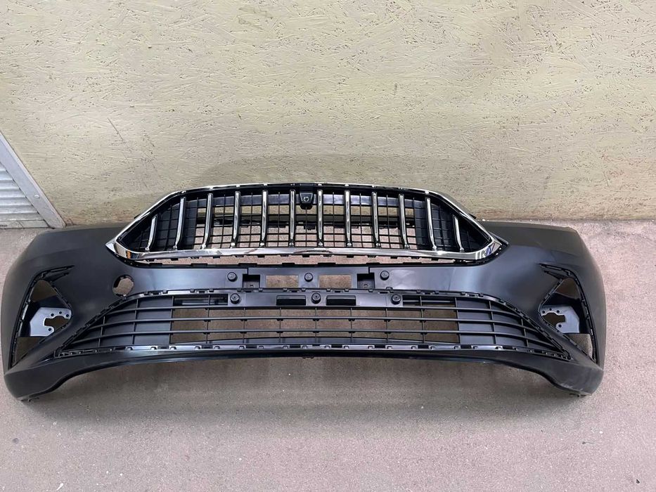 Бампер, решетка  на JAC J7 / Жак Ж7