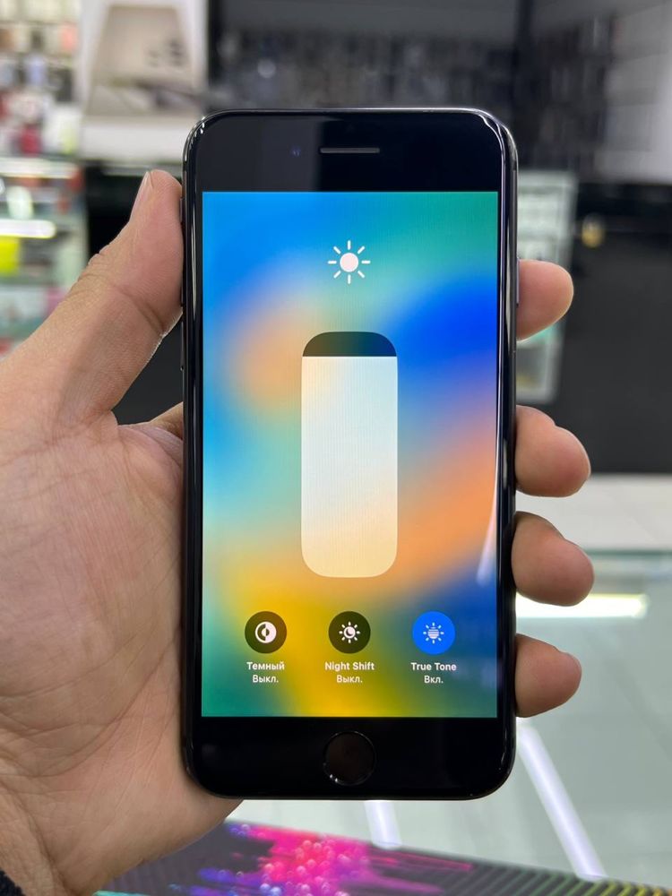 iphone 8 64gb xolati yahshi narxi 950 otib beriladi