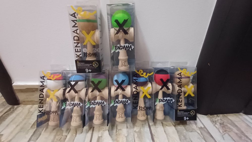 Kendame X noi super sticky