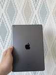 Продаю iPad 9 поколения (Wi-Fi, 64 ГБ)