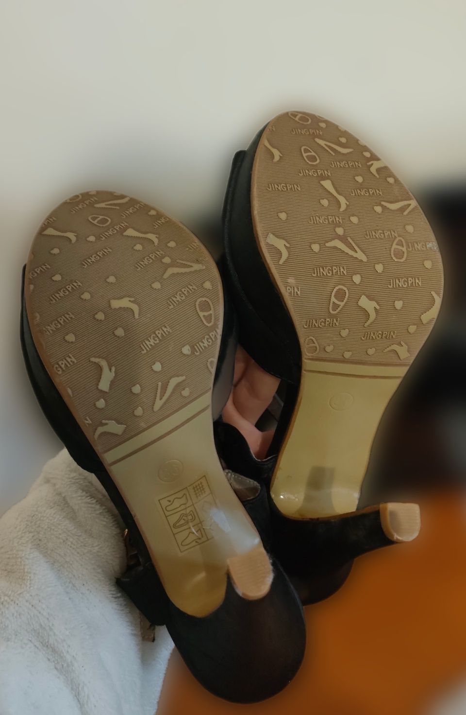 Sandale cu toc Mei