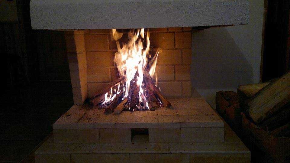 Банско - свободна къща за Нова година - 3 нощ./ 20 места