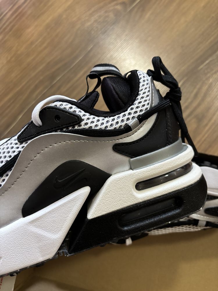Маратонки Nike Air Max Furyosa