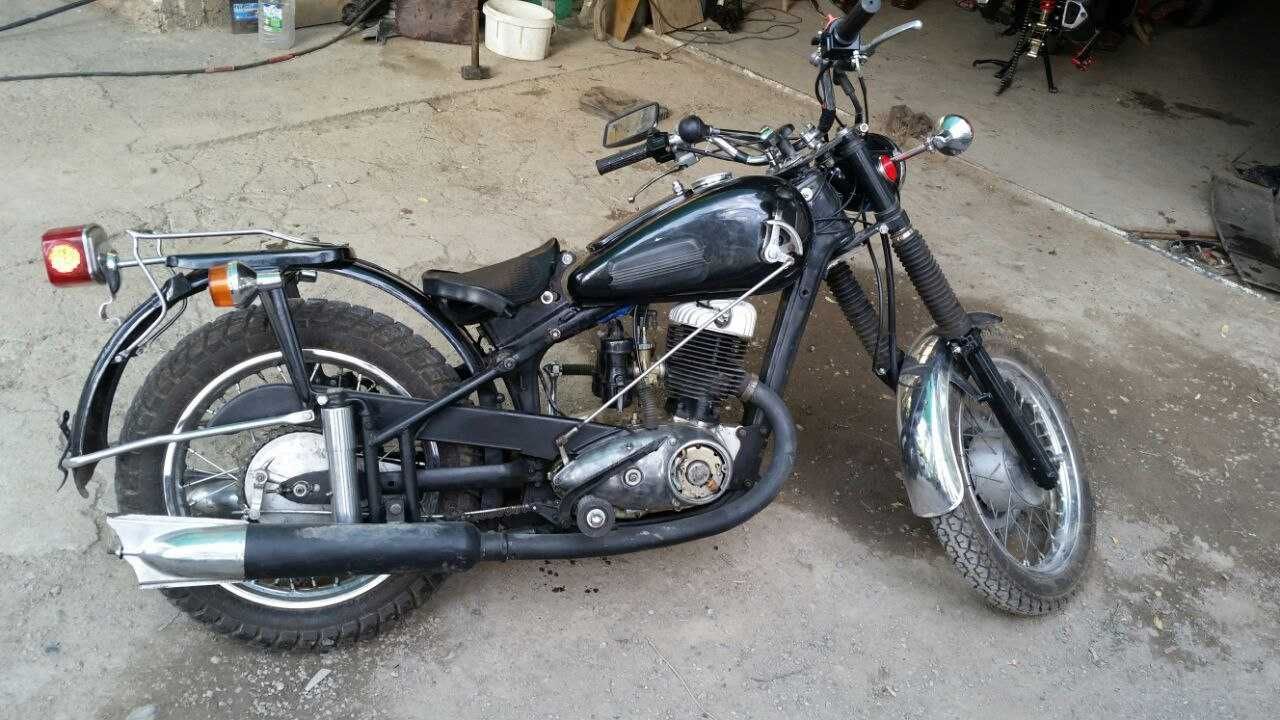Продаётся мотоцикл Иж 49 1953год