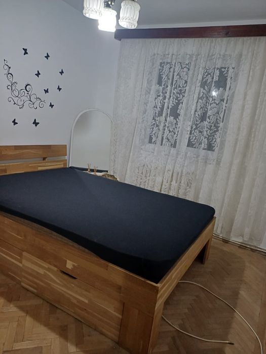Inchiriez apartament