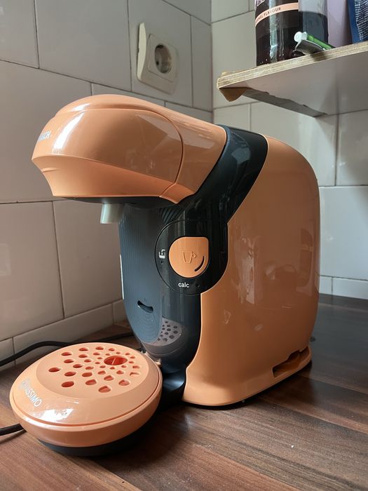 Aparat cafea pe baza de capsule