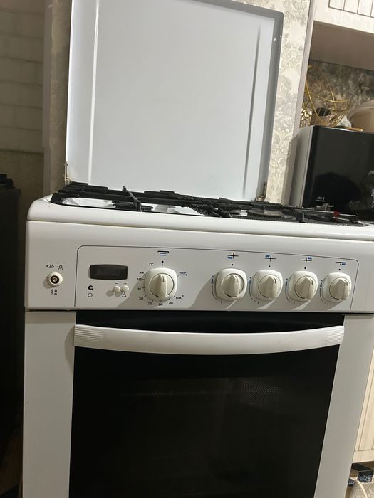 Газовая плита с духовку