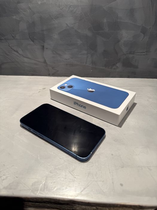 100% батерия! ПЕРФЕКТЕН Iphone 13 128 GB Blue