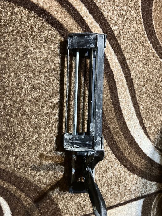 Пистолет за анкерни болтове двоен