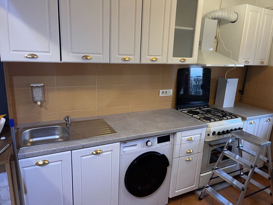 Inchiriez apartament in vlaicu!