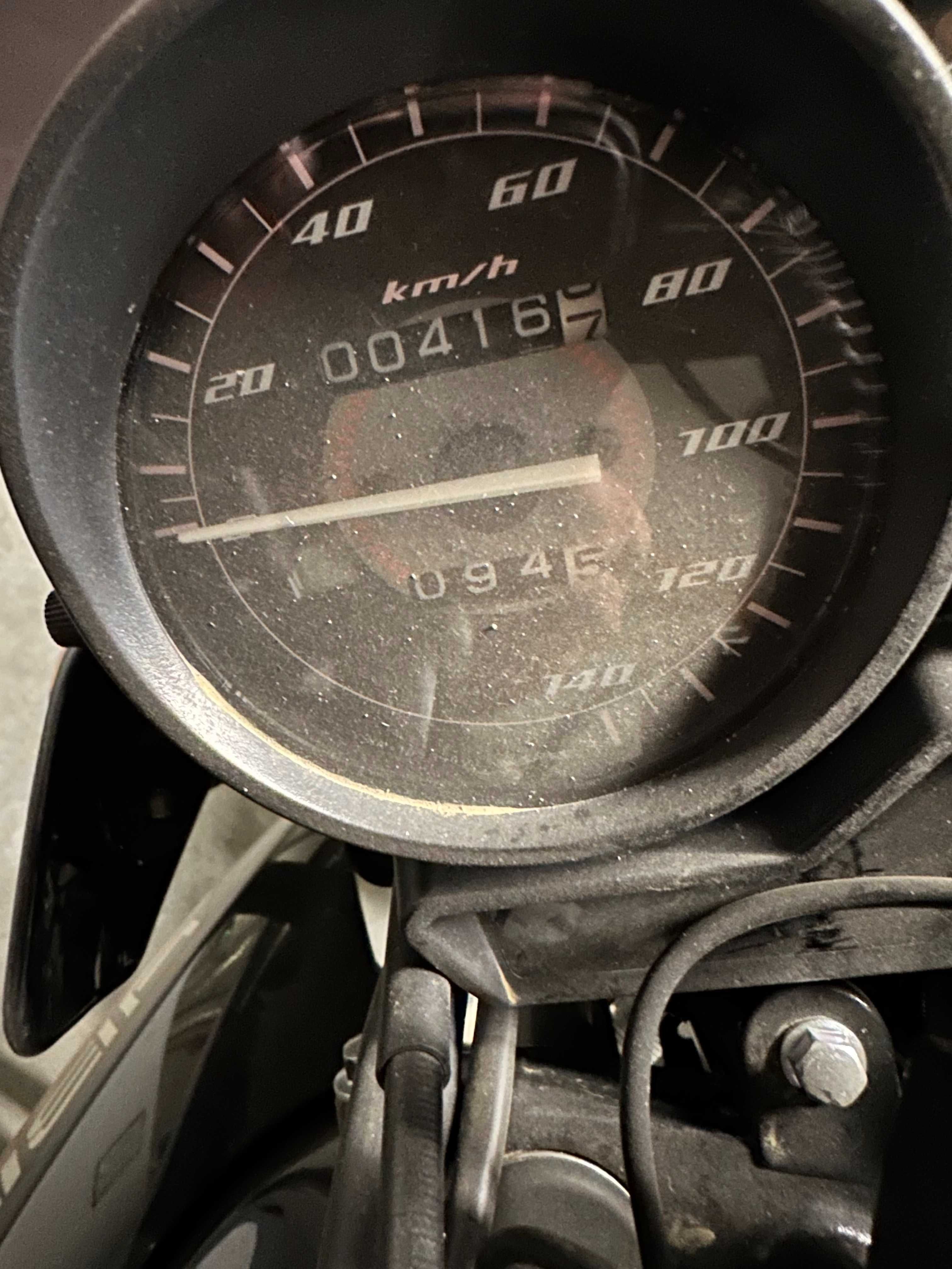 YAMAHA YBR 125 cc, 420 KM