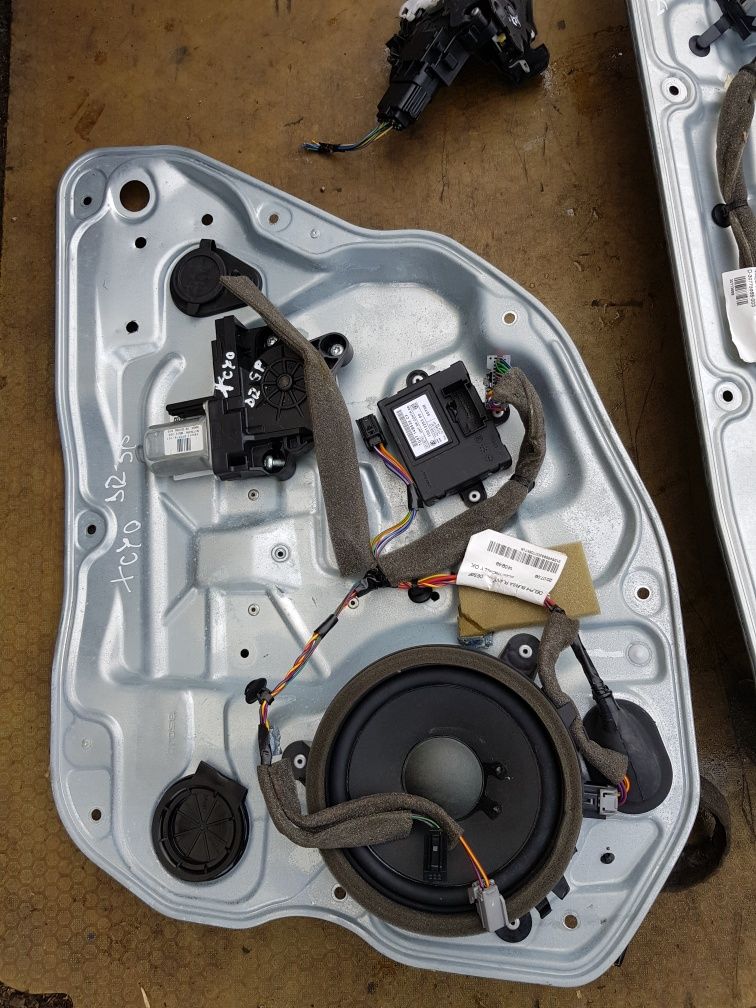Macarale, blocator  dreapta fata,spate volvo xc70