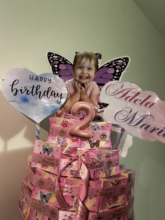 Torturi din Carton pentru Copii – Pline de Dulciuri și Surprize!