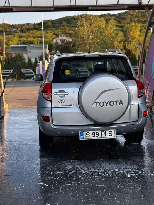 Vand Toyota rav-4